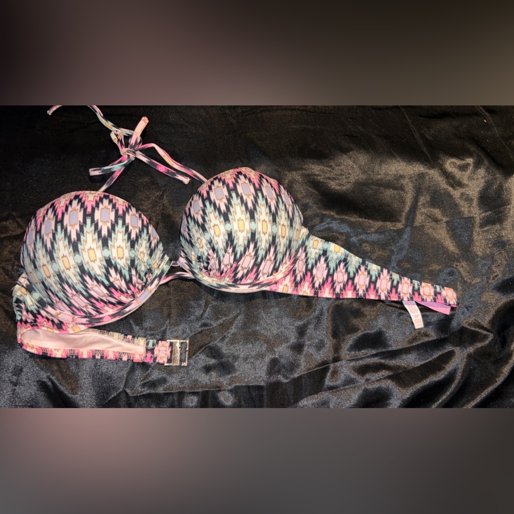 Victoria’s Secret bathing suit top
